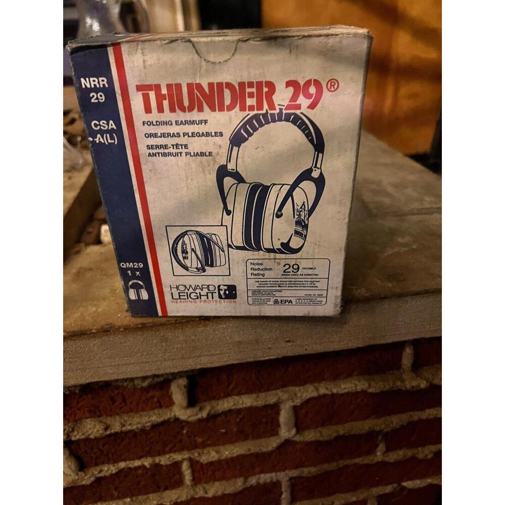 Howard Leight Thunder 29 Earmuffs 29db Hearing Protection QM29 w/ Box